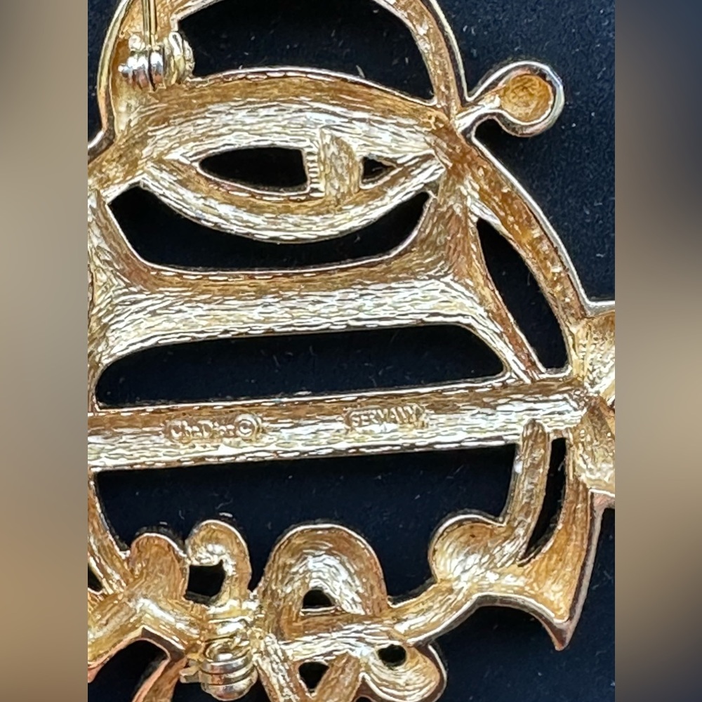 Genuine vintage CHRISTIAN DIOR intertwined logo crest brooch pin gold Authentic - Picture 5 of 14